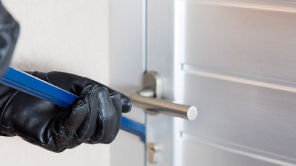  Polic&iacute;a investiga escalamiento residencial en Guayama 