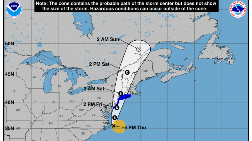  Se forma la tormenta Fay al este de Carolina del Norte 