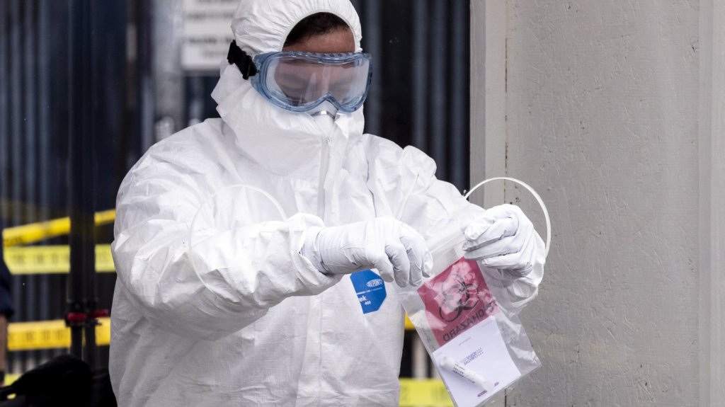  EE.UU. supera los 177.200 muertos y 5,73 millones de contagios por COVID-19 