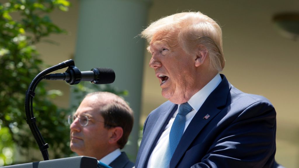  Vea video: Camioneros intentan boicotear un evento de Trump con sus ruidosas bocinas 