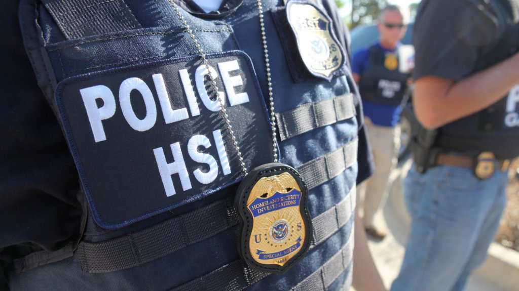  Federales arrestan a tres hombres por cargos de explotaci&oacute;n infantil 