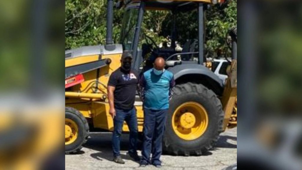  Arrestan a un empleado de la AAA que fue a &ldquo;capear&rdquo; a un punto en el &ldquo;digger&rdquo; de la agencia 