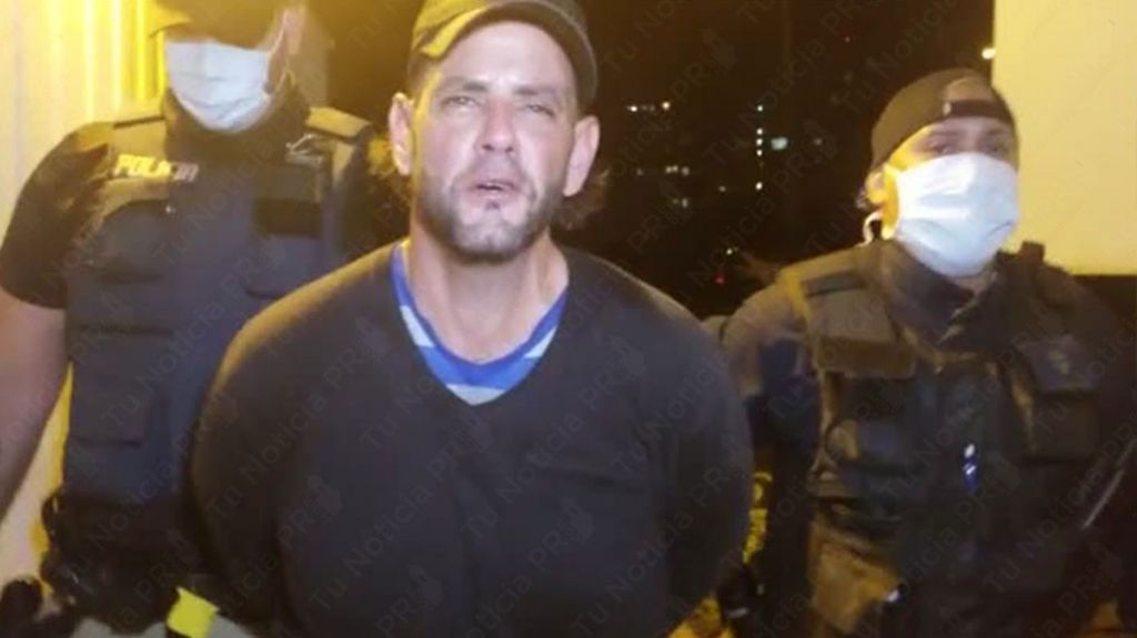  Video: Arrestan sospechoso de dos asaltos hoy en Bayam&oacute;n 