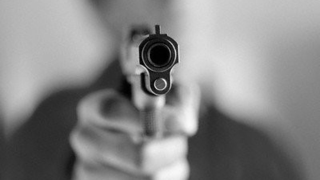  Sac&oacute; un machete y termino asesinado en San Juan 