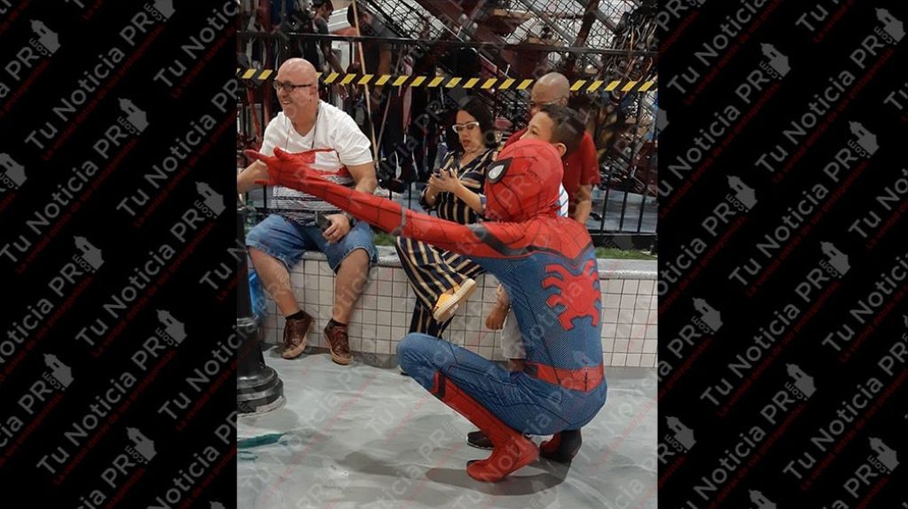  Este hombre araña en Canóvanas, salió de trabajar cansado y se quitó la máscara, pero un niño lo vio y vea lo que hizo 