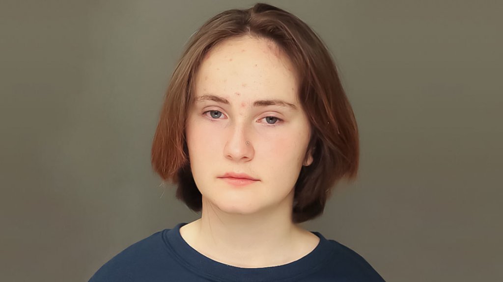  Una adolescente es acusada de asesinar a su hermana a pu&ntilde;aladas mientras sus padres dorm&iacute;an 