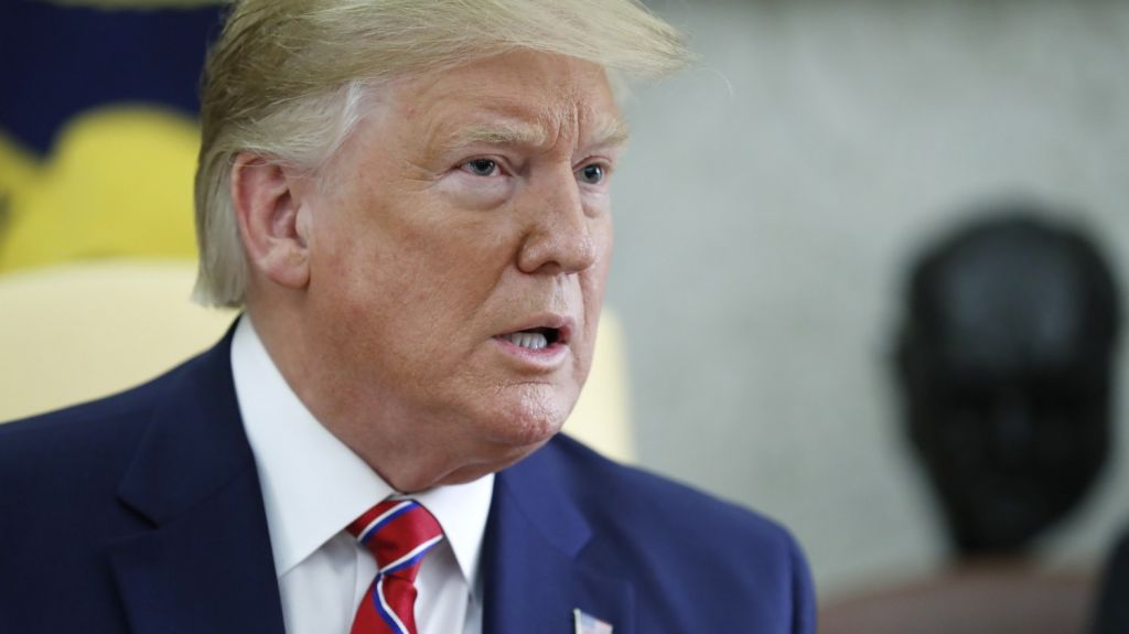  Tribunal de Apelaciones apoya veto de Trump a militares transg&eacute;nero 