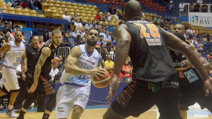 San GermÃ¡n completa siete victorias consecutivas al superar a BayamÃ³n