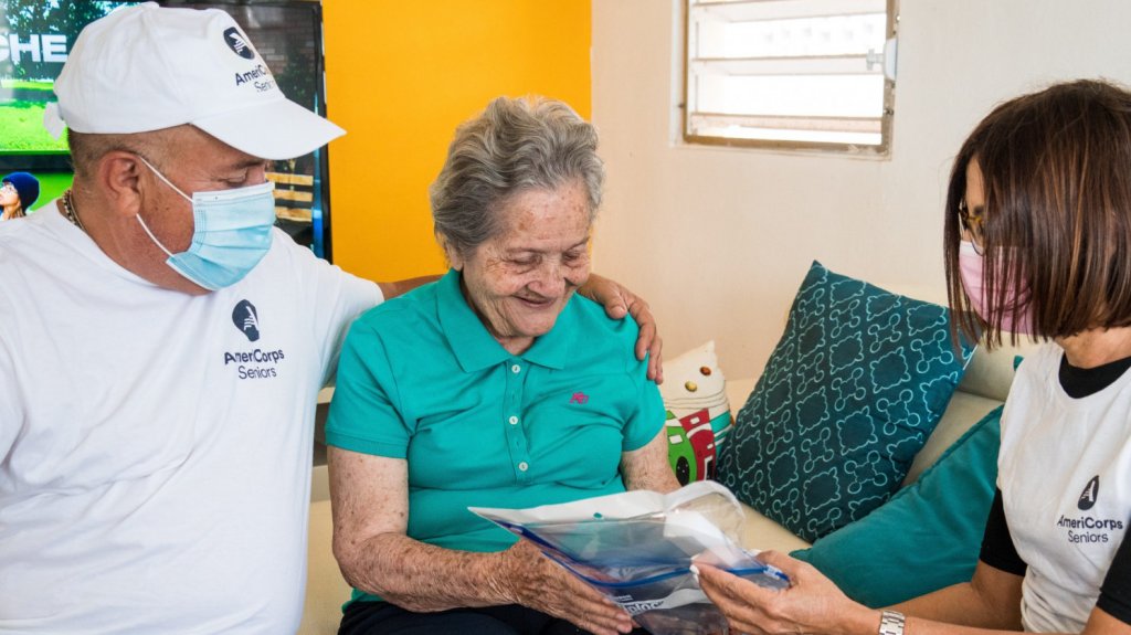  Inicia nuevo programa de apoyo para adultos mayores de Naguabo, Yabucoa y Humacao 