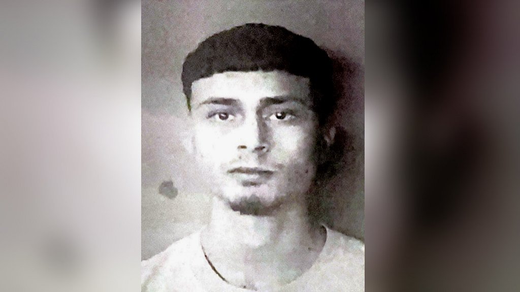  Le radican cargos a “Charlatán” de 19 años que le prendió fuego al carro de su madre en Aguadilla 