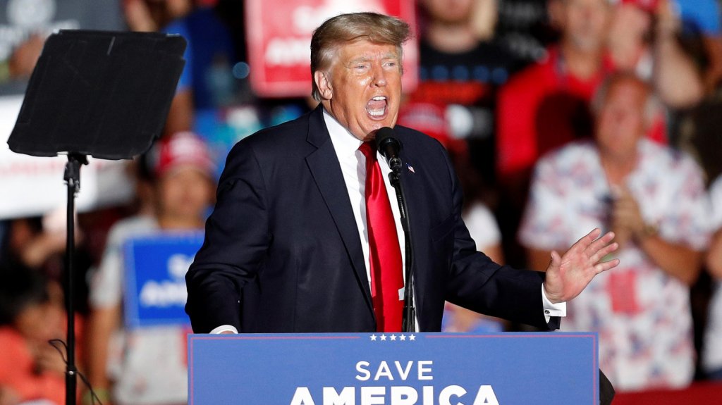  Trump interpone una demanda colectiva contra Facebook, Google y Twitter 