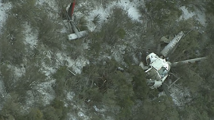 Mueren 2 personas al estrellarse helicÃ³ptero medico en Arizona