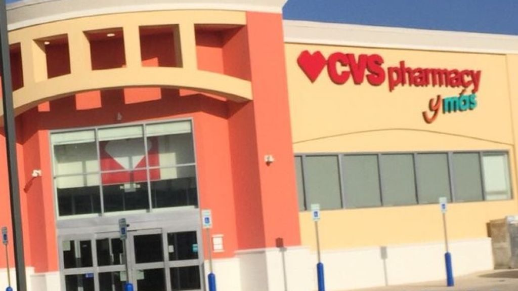  Robo en farmacia de Vega Baja 