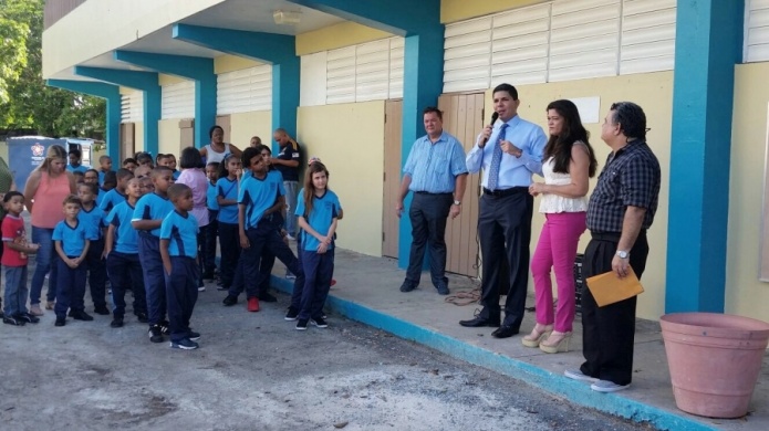 Representantes del PNP visitaron escuelas para corroborar que estuviesen listas para recibir a estudiantes