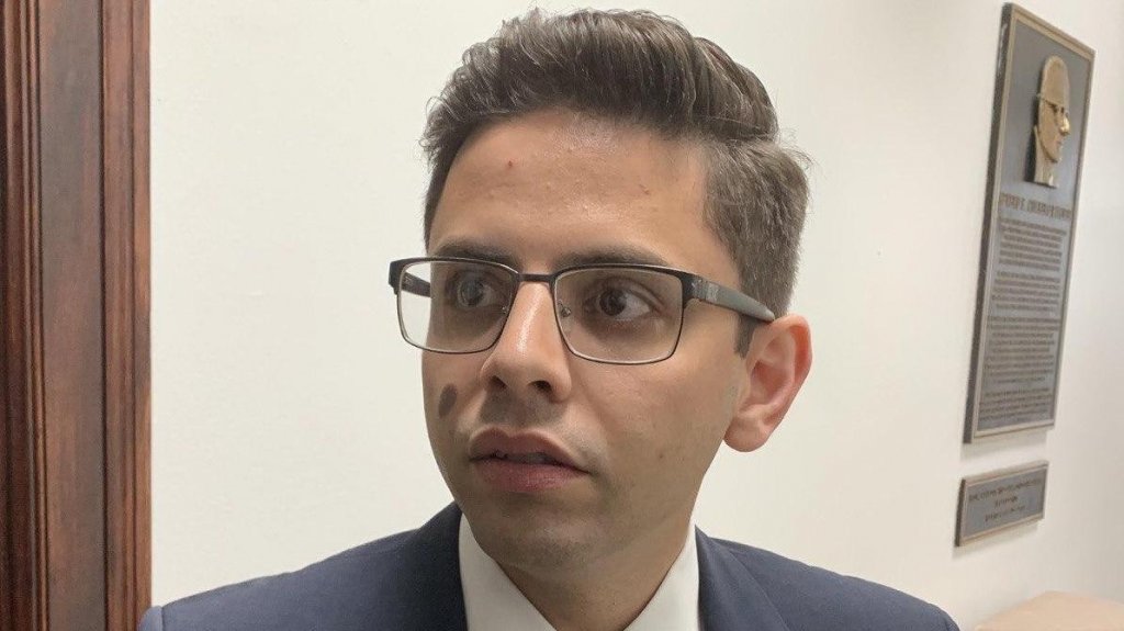  Hacienda identifica fondos para pagar el Bono de Navidad a los empleados p&uacute;blicos 