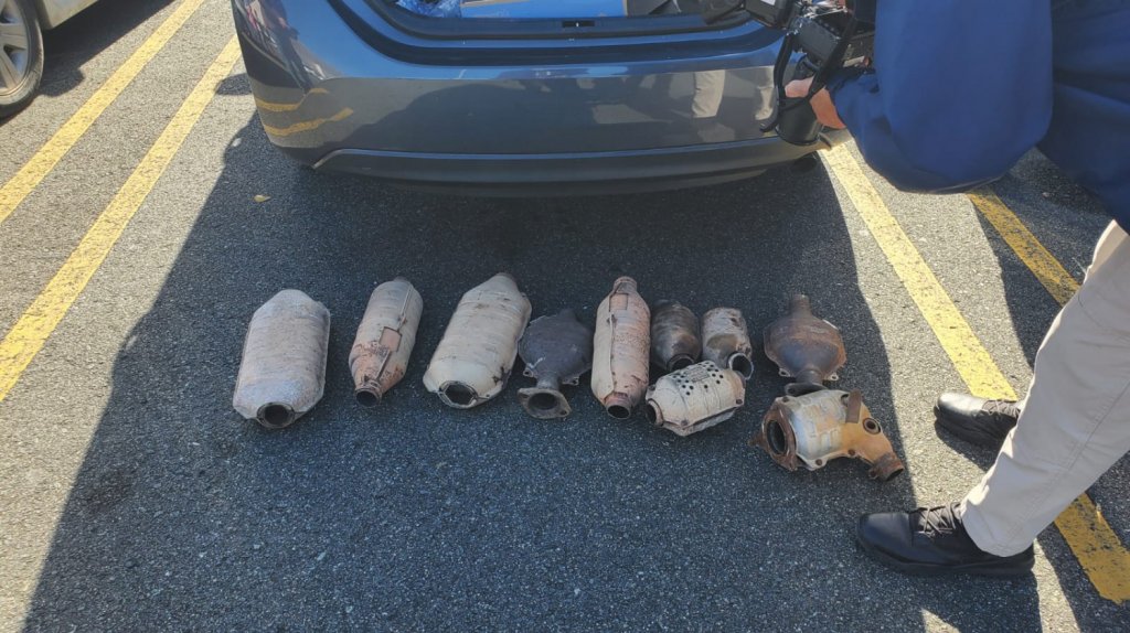  Radican cargos contra vendedor callejero de catal&iacute;ticos en San Juan 