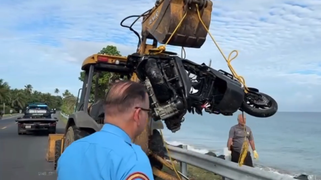  Video: Muere una jovencita de 20 años luego que un menor chocara con las piedras en una playa de Dorado 