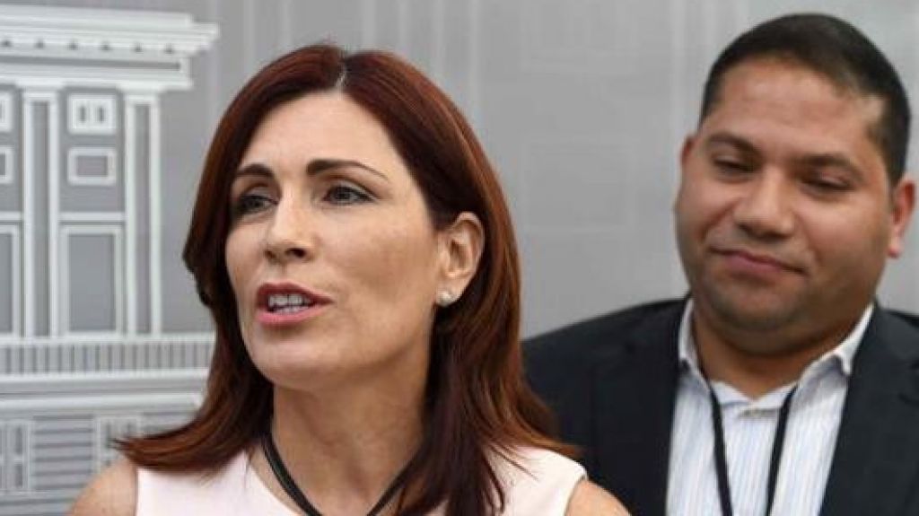  Presidenta del Comit&eacute; de Retiro de la Junta de Gobierno de la UPR se&ntilde;ala presidente de Junta de Retiro de UPR admite obstaculiza an&aacute;lisis serio del sistema de pensiones 