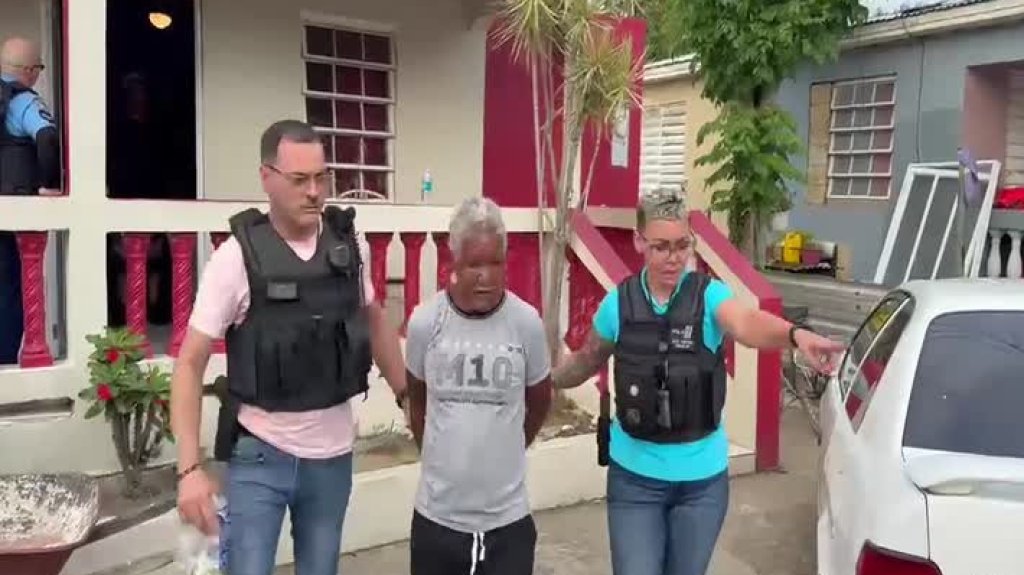  Video: Arrestan dos ancianos una mujer de 35 junto a una menor en Guayanilla 