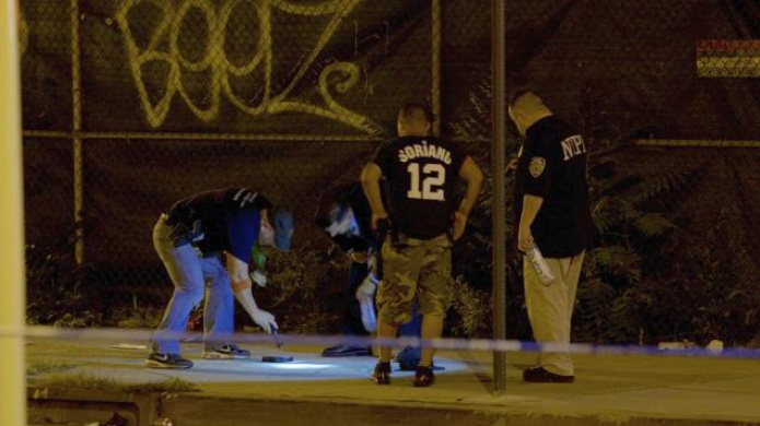 Video: Fuerte tiroteo en Nueva York entre policÃ­as y un delincuente!
