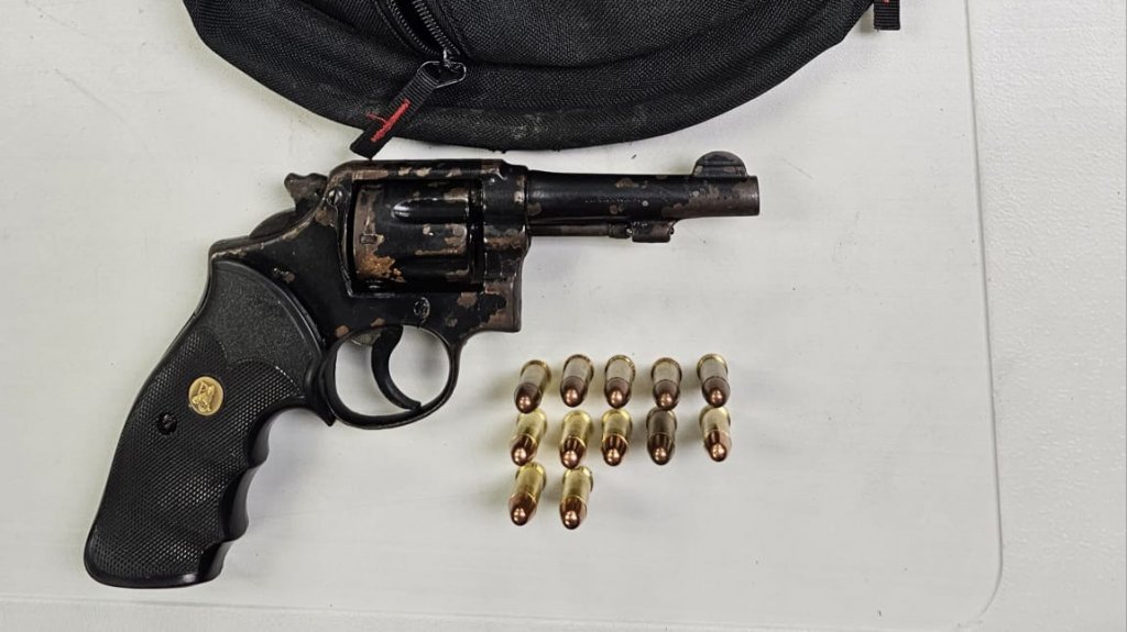  Arresto y confiscaci&oacute;n de arma de fuego en Yabucoa 