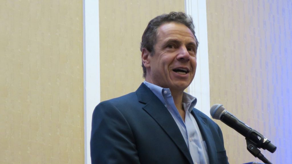  Dos estados y Puerto Rico se unen a coalici&oacute;n gobernadores contra las armas 