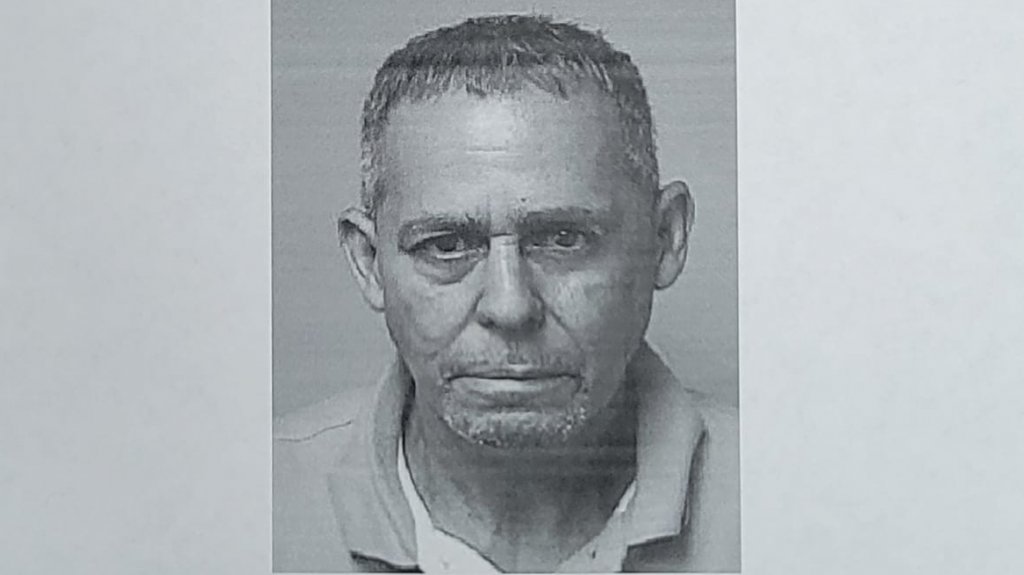  Arrestado &ldquo;Don&rdquo; de 64 a&ntilde;os por robar bater&iacute;as en Home Depot de Humacao 