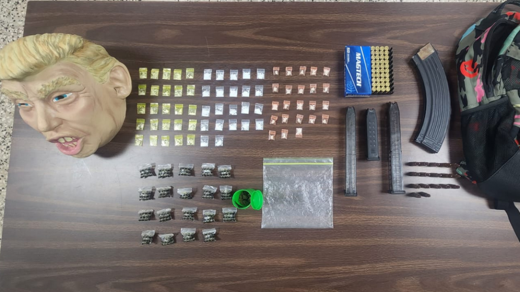  Ocupan drogas y municiones en Yauco 