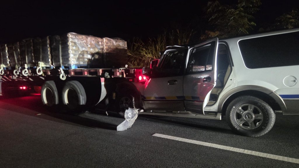  Video: Paramédico se queda dormido y choca contra un camión en expreso de Cayey 