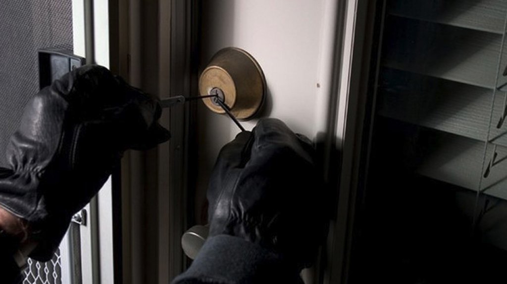  Roban 75 relojes de residencia en Ponce 