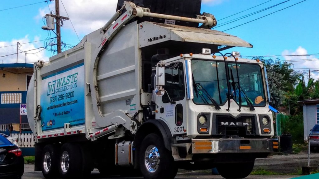  Vecinos de comunidades de Cidra y Cayey protestan por operaciones de empresa Waste Collection 