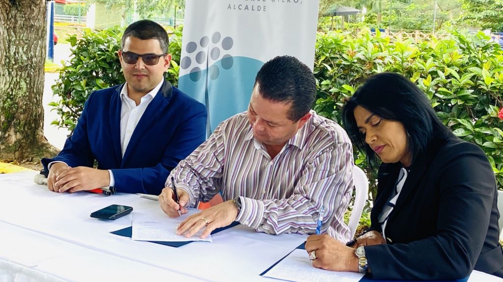  Firman acuerdo de colaboraci&oacute;n para agilizar otorgamiento de licencias de conducir a personas con discapacidad 