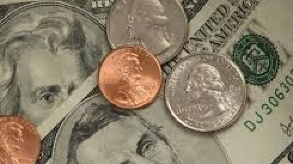  Hacienda alega millonario ahorro en pagos a suplidores 