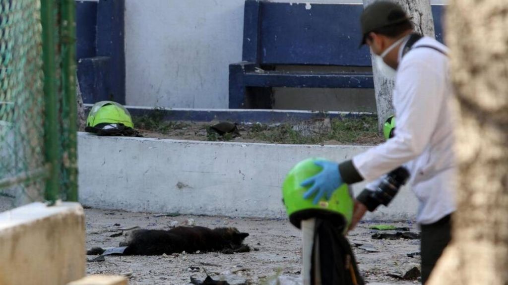  Brutal atentado en Colombia deja tres polic&iacute;as muertos y 17 heridos 