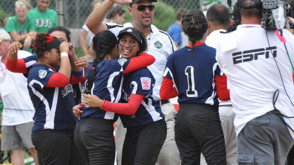  Little League convoca a torneos preparatorios femeninos 