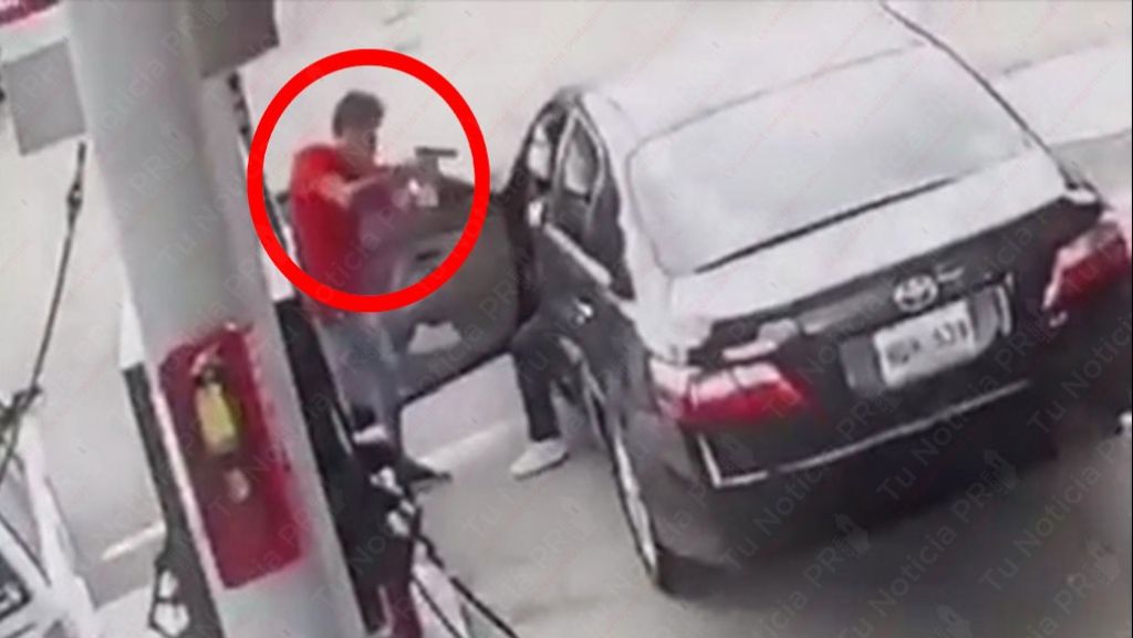  Publican video del momento en que &ldquo;Caco&rdquo; realiza &ldquo;carjacking&rdquo; a una enfermera en gasolinera de Arecibo 