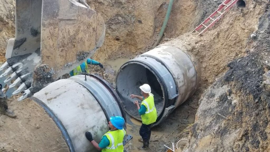 Video: Esperan el agua llegue desde mediodÃ­a al Ã¡rea de Miraflores en  BayamÃ³n