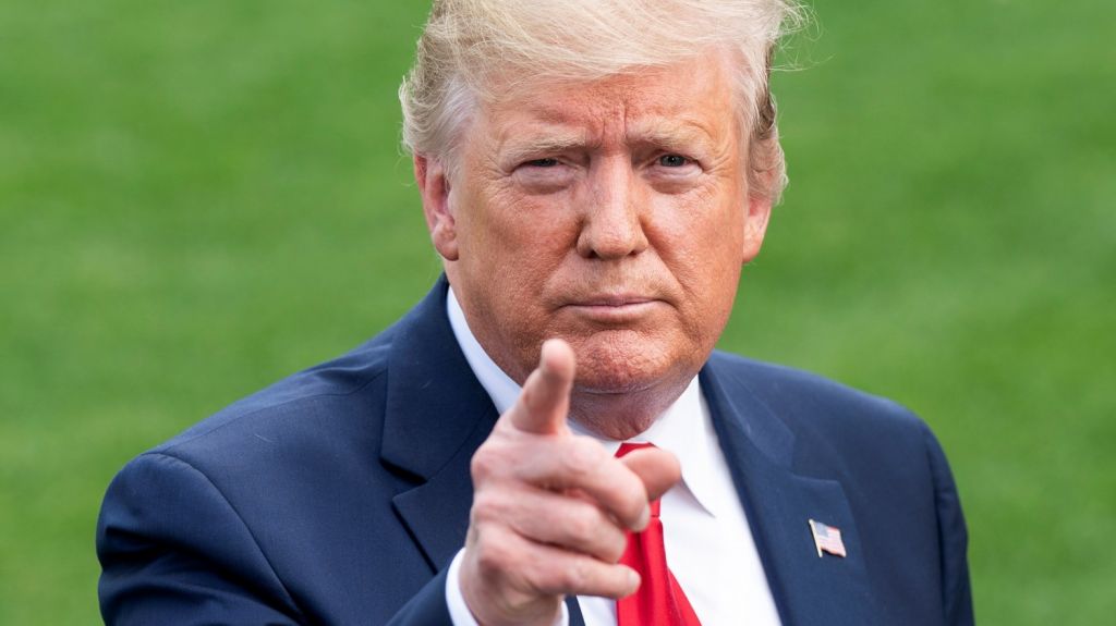  Trump amenaza con responder con fuerza "abrumadora" a los ataques de Ir&aacute;n 