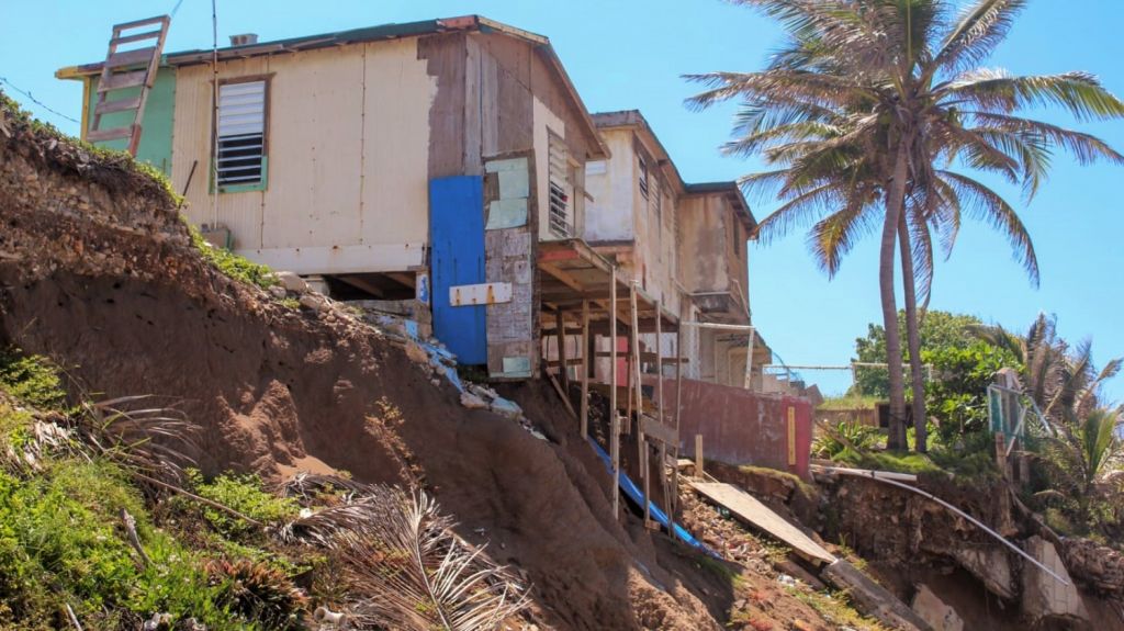 Sin &ldquo;recursos&rdquo; Arecibo para mitigar erosi&oacute;n costera en Barrio Obrero 