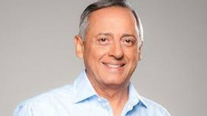 Nombran a Papo Brenes, Padrino del 
Gran Cierre de Relevo Por La Vida 2015 
