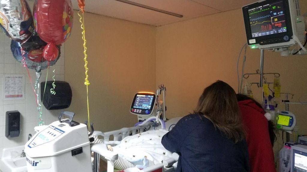  Pide la secretaria de la Familia que le sometan cargos a tutores de menor mal nutrido y en estado de cuidado 