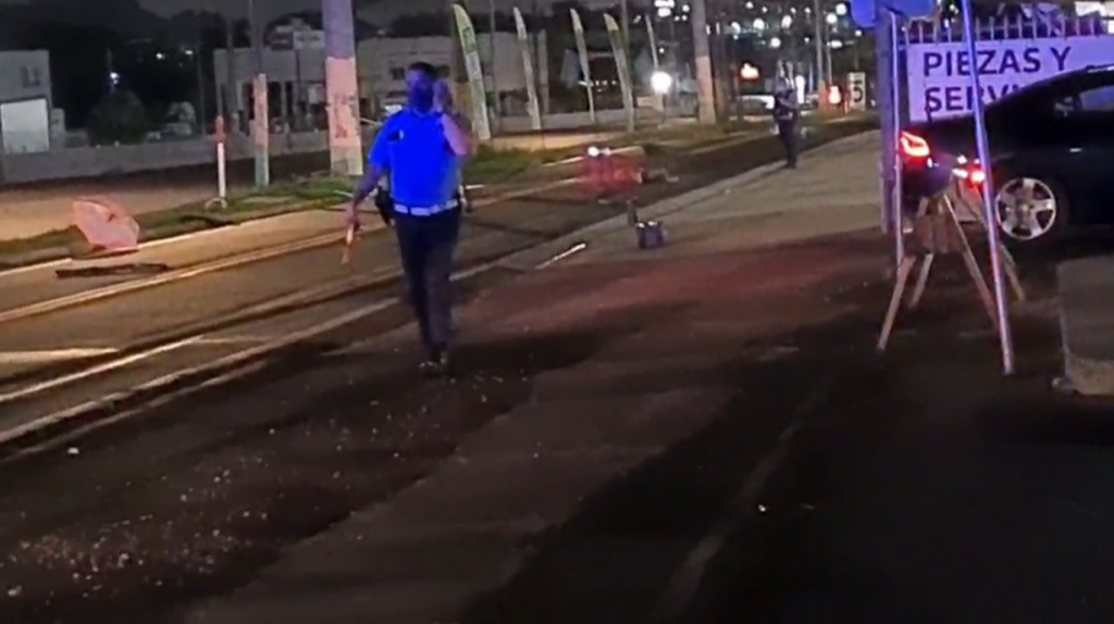  Video: Conductor atropella y mata una mujer en Toa Baja, luego se da a la fuga 