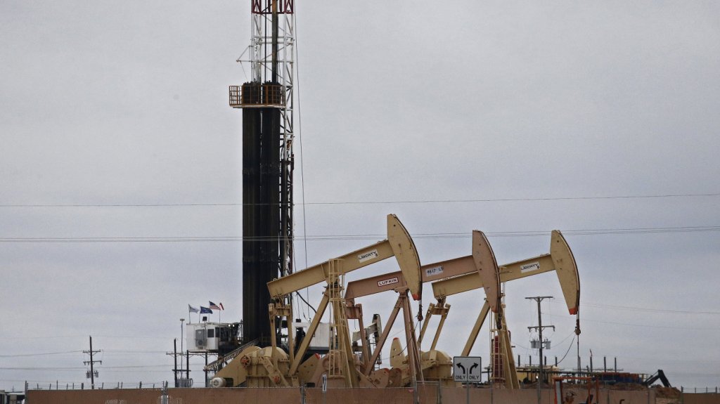  El petr&oacute;leo de Texas abre con un descenso del 0,45 %, hasta 46,05 d&oacute;lares 