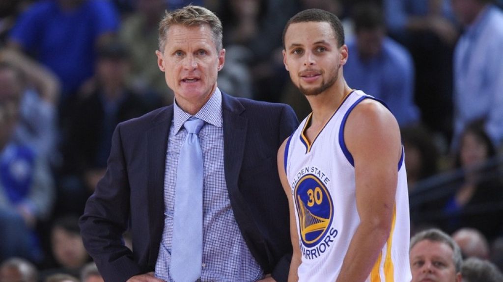 Kerr confirma que seguir&aacute; con los Warriors 