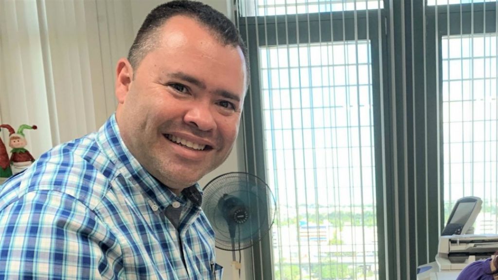  Comerciante desaf&iacute;a el orden establecido con candidatura a la alcald&iacute;a de Lares 