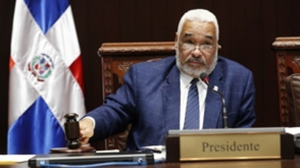  Radhamés Camacho supera el coronavirus y este lunes participará en sesión 