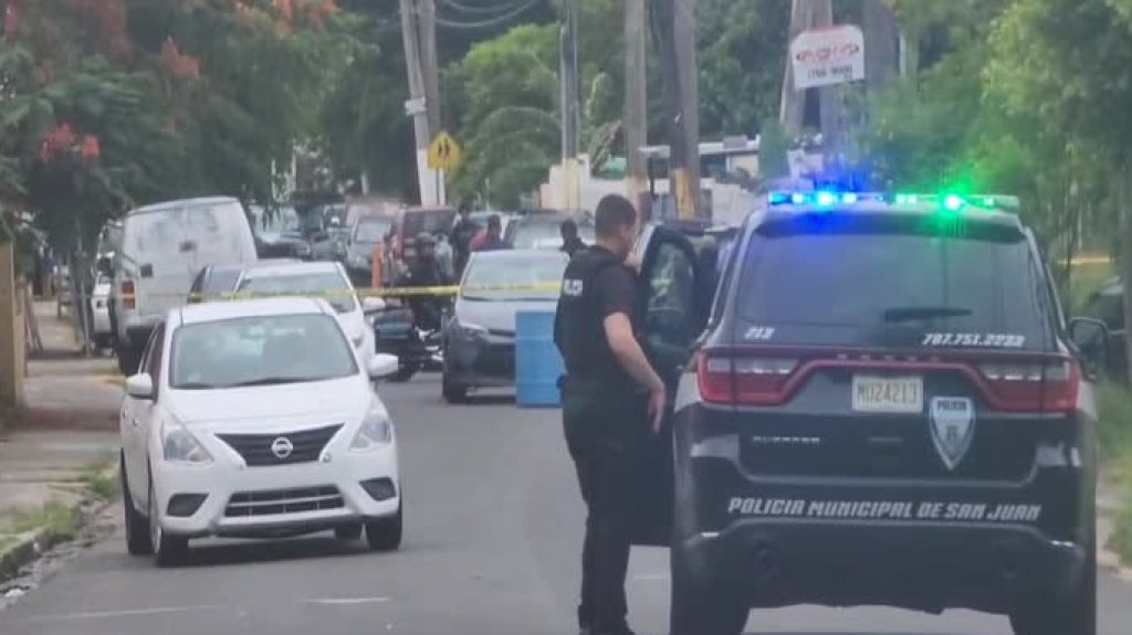  Video: Asesinan a un hombre de m&uacute;ltiples disparos frente a una escuela en Rio Piedras 
