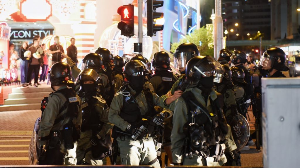  China proh&iacute;be a buques y aeronaves de EEUU hacer escala en Hong Kong y anuncia sanciones a ONG 