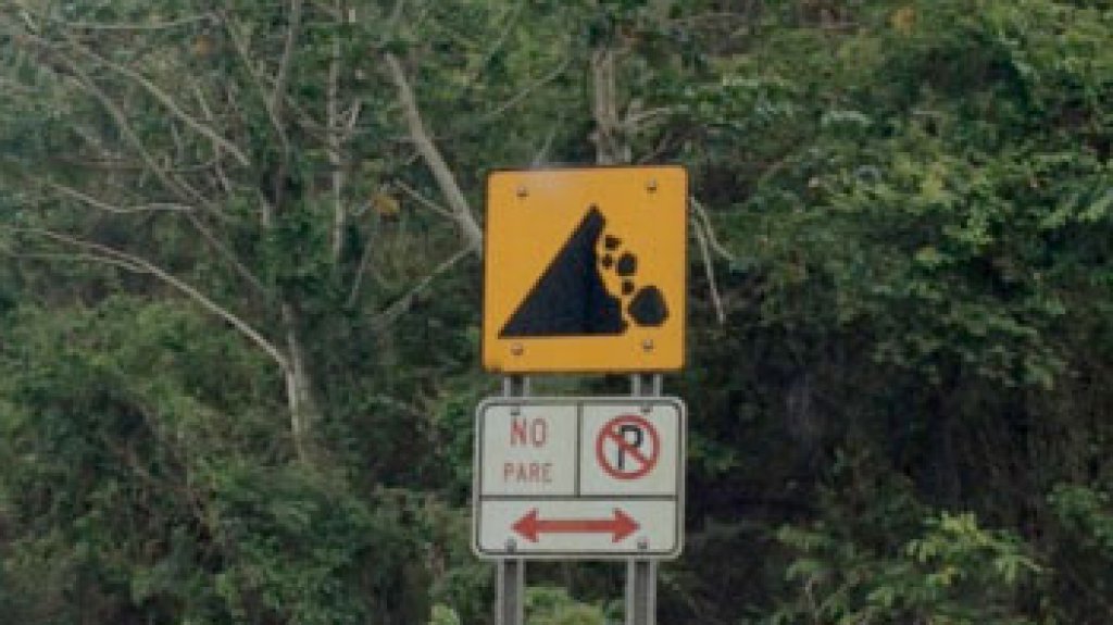  Reportan un deslizamiento de terreno en Ciales 