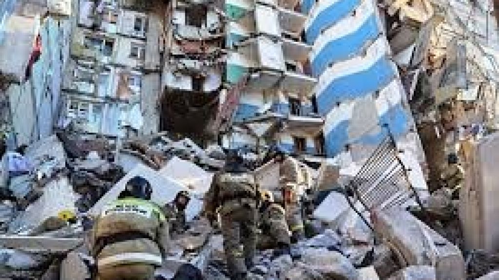  Vea video: Aumenta a 38 la cifra de los muertos por derrumbe de edificio 